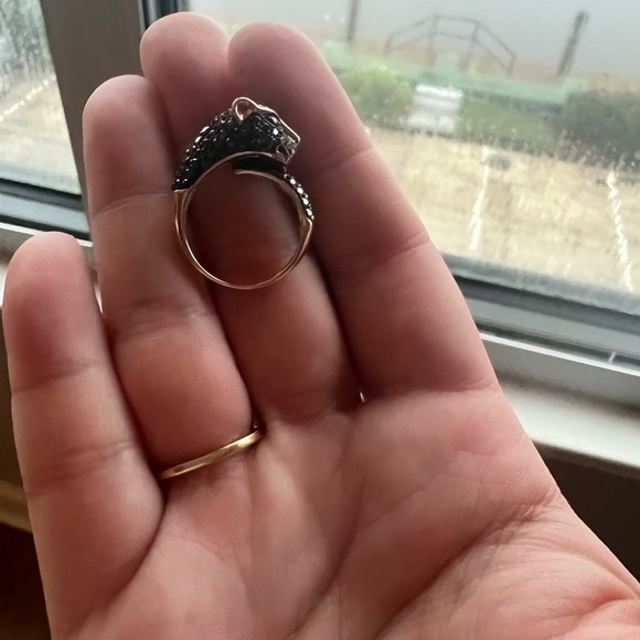 Effy signature 14K Gold Black Diamond & Tsavorite Panther Ring - Picture 5 of 5